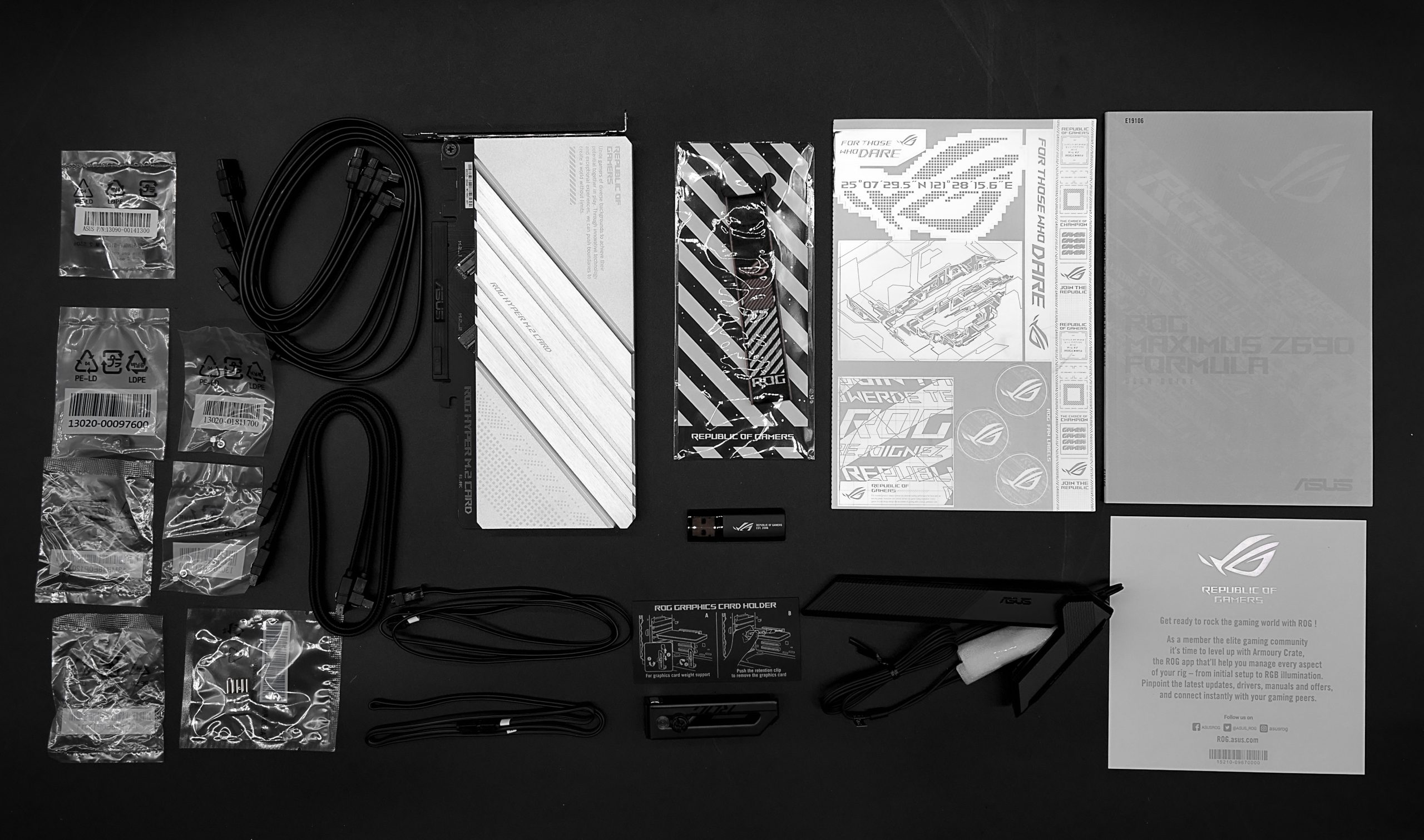 Bundle accessoires de la ASUS ROG Maximus Z690 Formula 